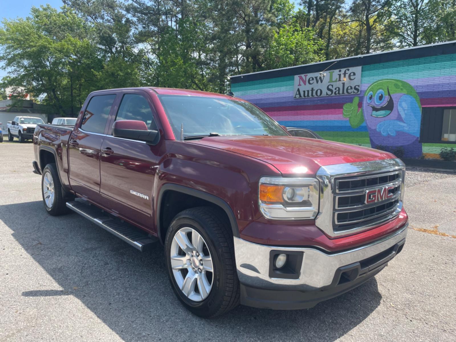 2014 RED GMC SIERRA 1500 SLE (3GTP1UEC5EG) with an 5.3L engine, Automatic transmission, located at 5103 Dorchester Rd., Charleston, SC, 29418-5607, (843) 767-1122, 36.245171, -115.228050 - Comfortable Interior with AUX/Bluetooth/Pandora, OnStar, Backup Camera, Dual Climate Control, Power Everything (windows, locks, seats, mirrors), Keyless Entry, Bed Liner, Running Boards, Tow Package, Alloy Wheels. Local Trade-in!! 195k miles Located at New Life Auto Sales! 2023 WINNER for Post & Co - Photo #0